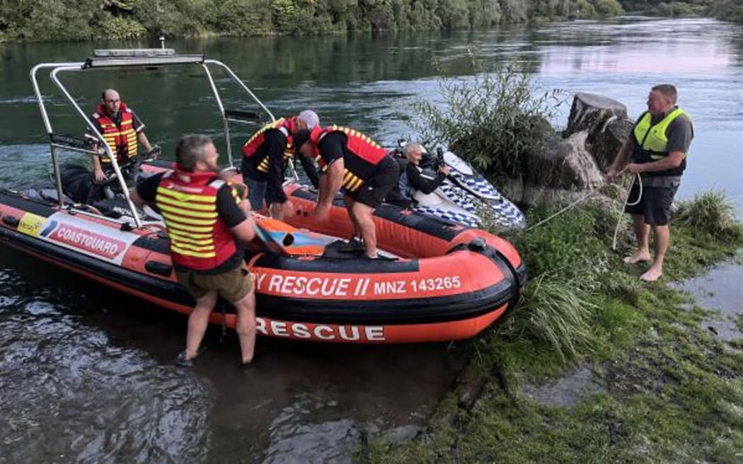 Rescue from Waikato River