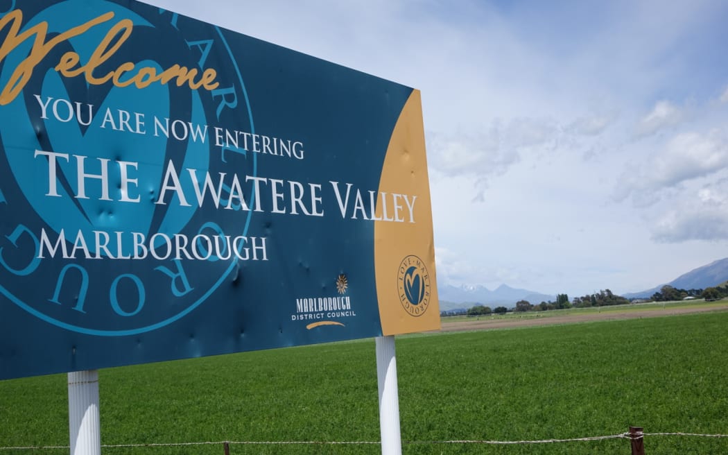Road sign to Awatere Valley.