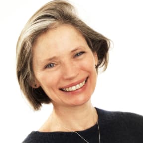 Lydia Syson