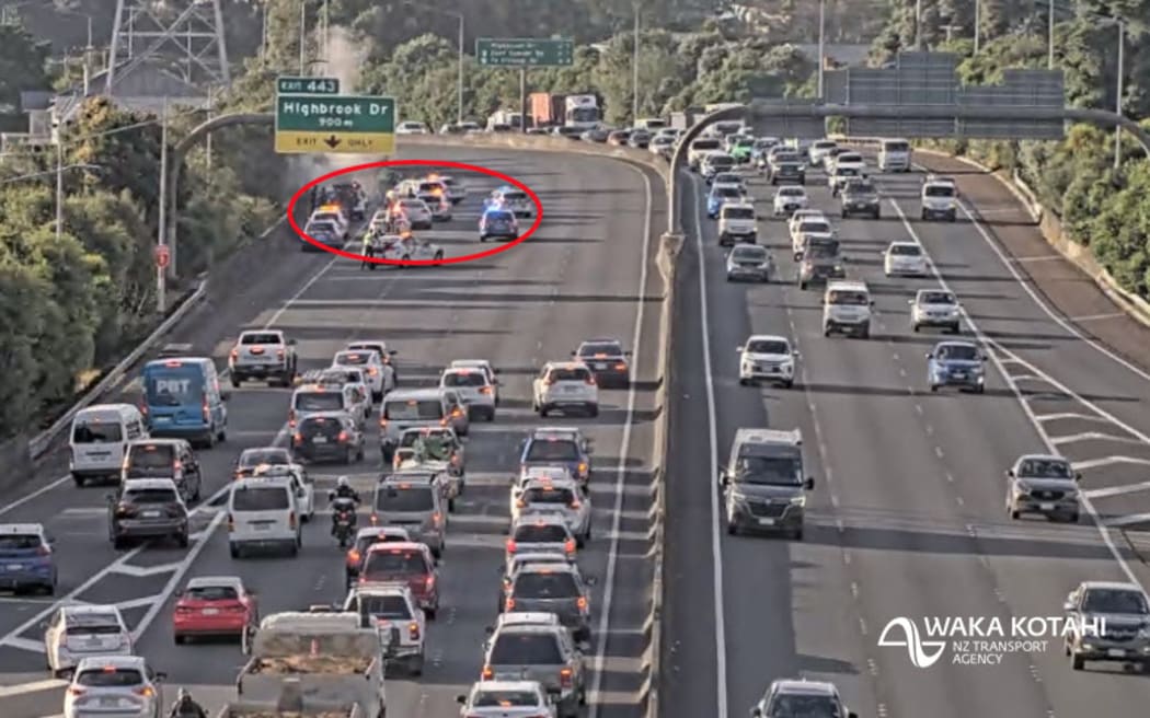 Due to a police issue on 27 November, three southbound lanes on the southern motorway were temporarily blocked after Princes Street. Motorists were asked to delay their journey or expect delays until further lanes could be reopened.