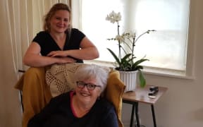 Hadil Catherina, from Syria (back) and Red Cross volunteer Adrienne Henderson, from Dunedin.