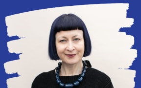 Dr Jo Burzynska