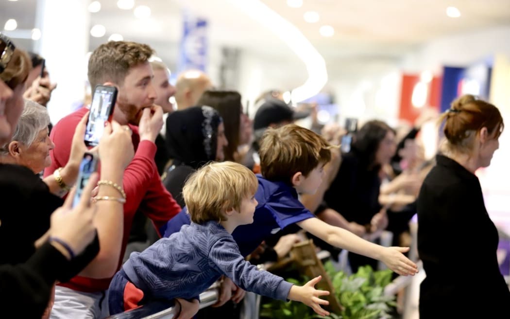 Fans greet ABs back from RWC in France