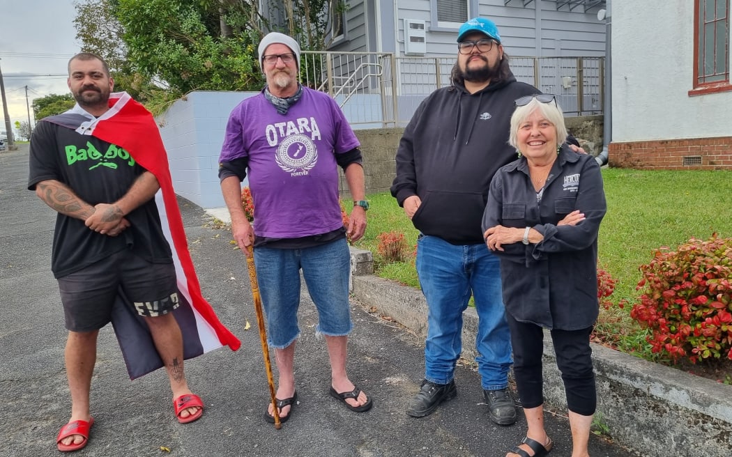 Anti-co-governance meeting in Kaipara - people in this pic opposed organiser Julian Batchelor's views