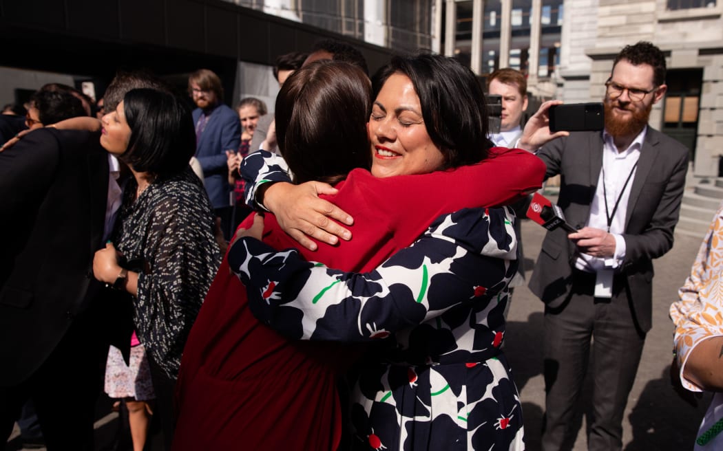 Crowds applaud outgoing PM Jacinda Ardern as she leaves parliament for the final time as Prime Minister