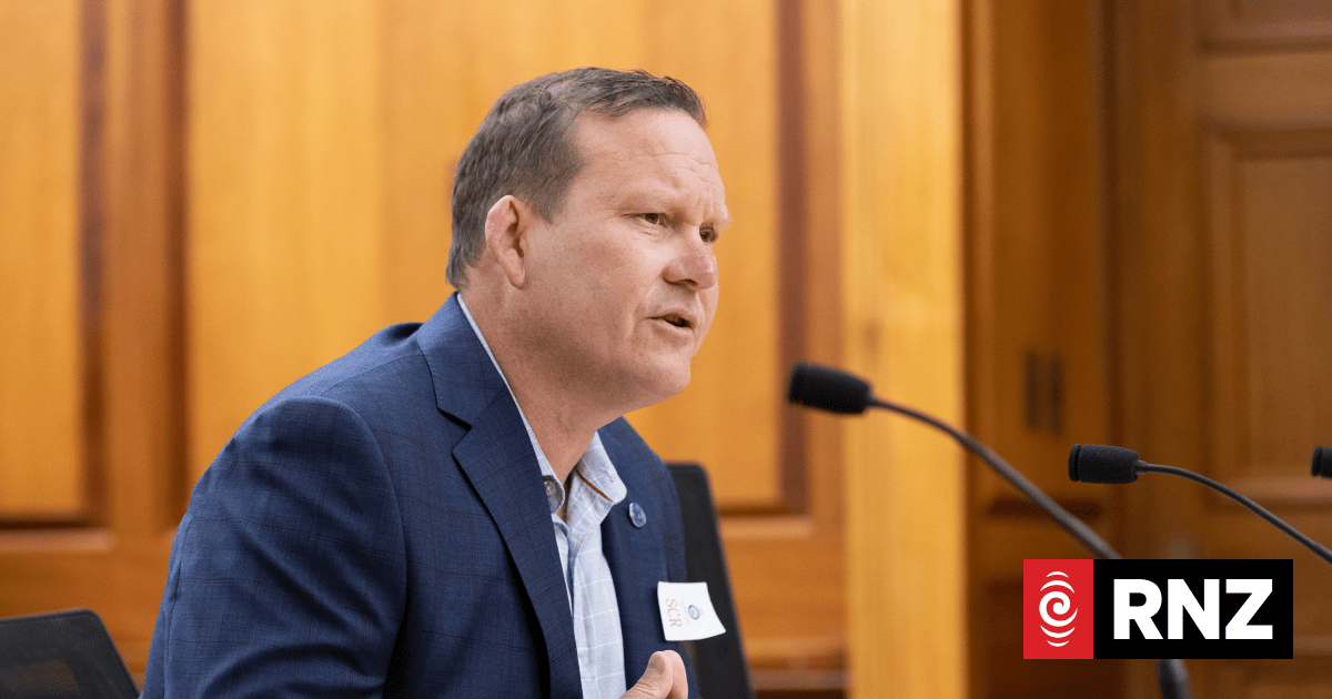 Police Association and Retail NZ warn dangers of potential changes to Crimes Act - RNZ by Field Correspondent