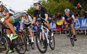 Linda Villumsen competing in the world championship road race