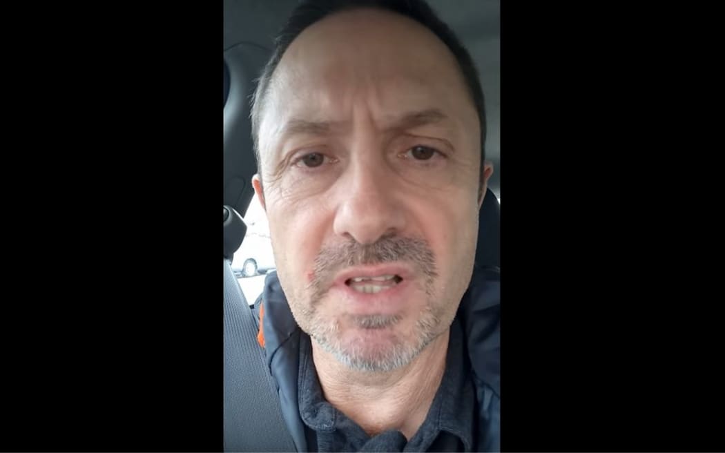 Lee Williams on his YouTube channel.