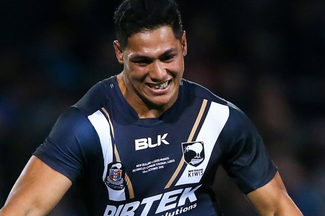 New Zealand's Roger Tuivasa-Sheck makes a break.