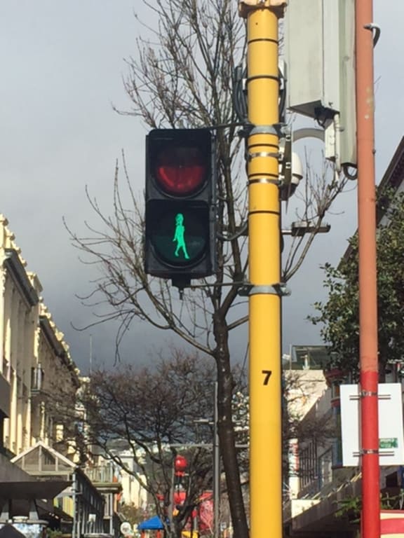 Carmen crossing lights