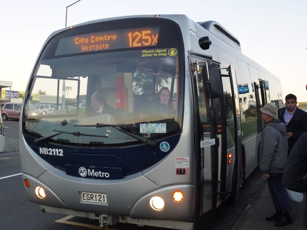 The 125X at Westgate's interim bus hub