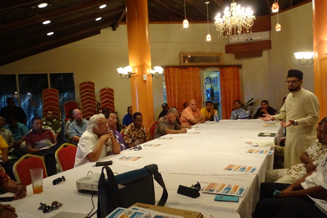 Marshall Islands health officials reached out to church leaders in Majuro last week as part of a broad community outreach program to engage local residents on needed responses to Covid-19
