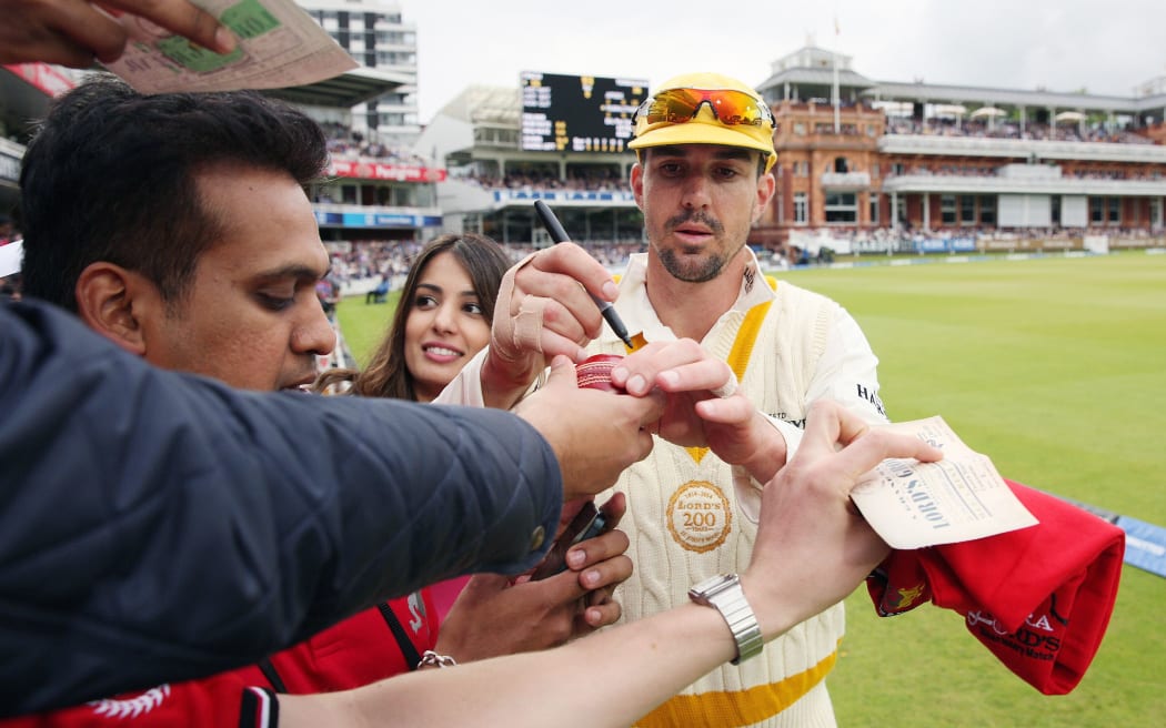 Kevin Pietersen maybe popular with fans but he's not as popular with the England cricket hierarchy.