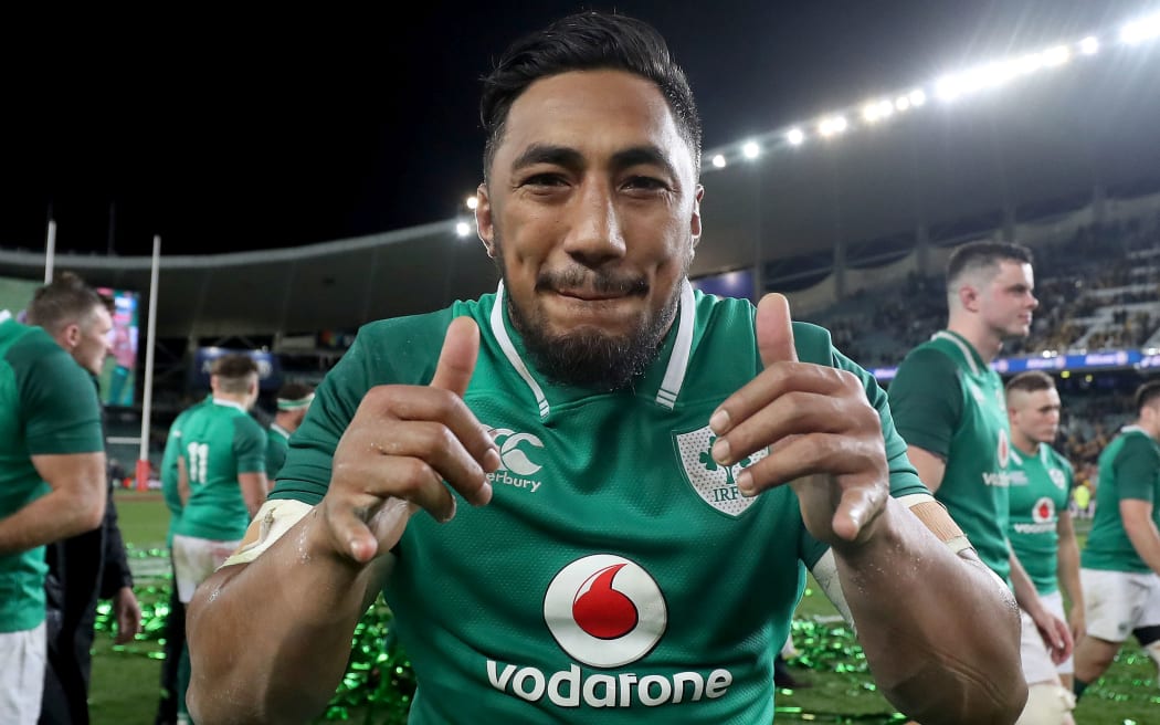Bundee Aki