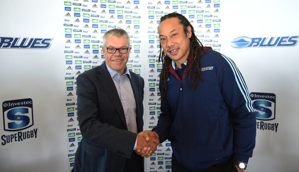 Blues Chairman Tony Carter and coach Tana Umaga.