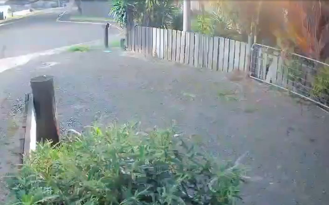 A social media user in Kaitaia reported a bright flash lighting up the sky in the early hours of Thursday morning on 5 February 2026.