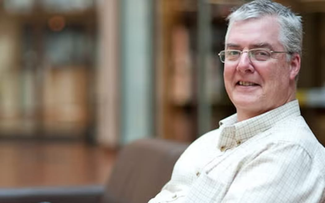 Mugshot of Professor Alan Tidwell, director of the Centre for Australian, New Zealand and Pacific Studies (CANZPS) at Georgetown University, Washington DC.