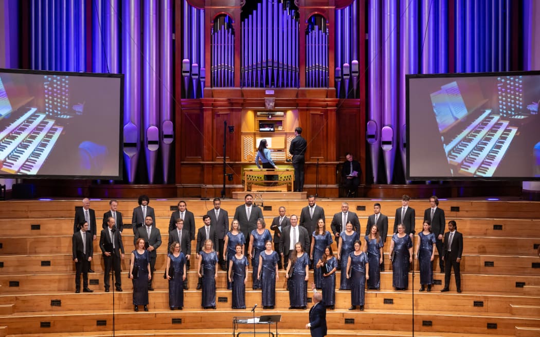 Auckland Town Hall Organ Trust & The Graduate Choir New Zealand