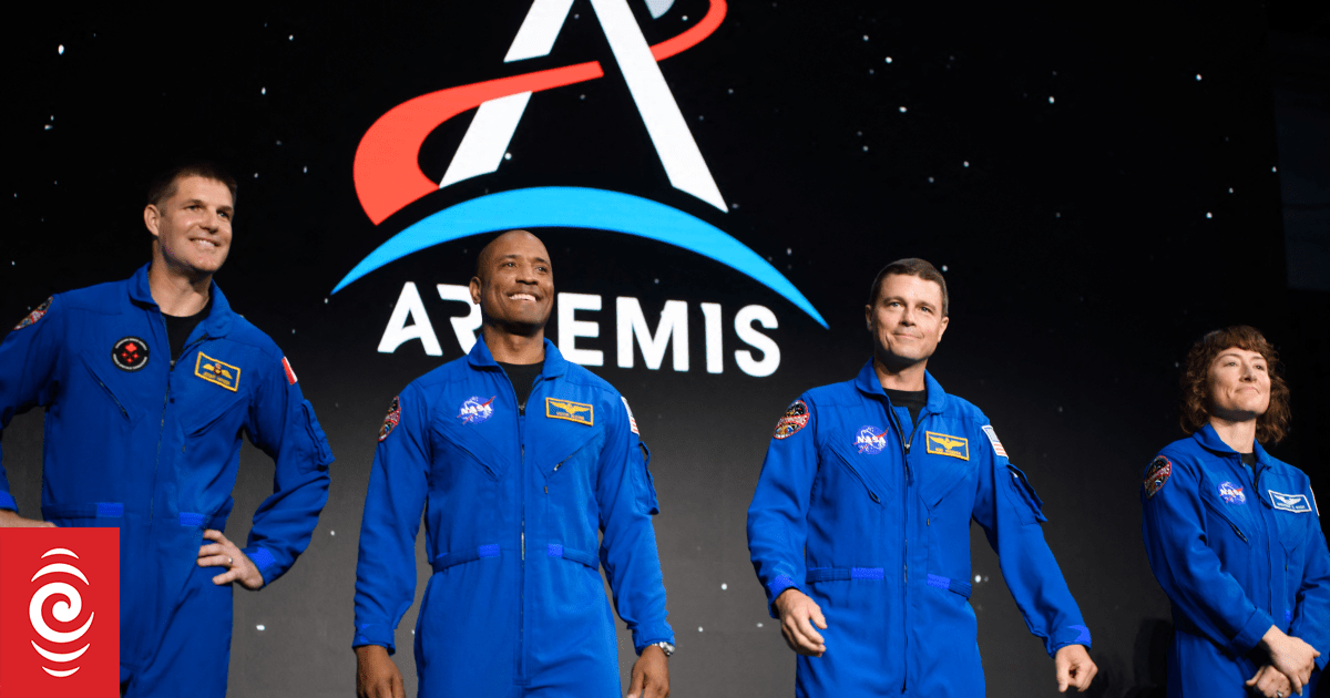 Four astronauts to take unprecedented path to moon. But why aren't they landing?