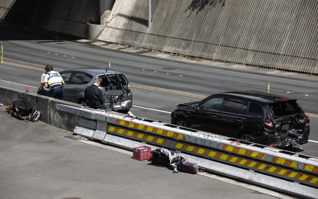 A car crash has closed the Terrace Tunnel in Wellington