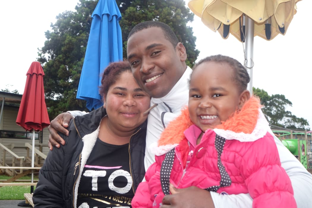 L - R - Anyela, Tenorio and Ana Maria De La Cruz