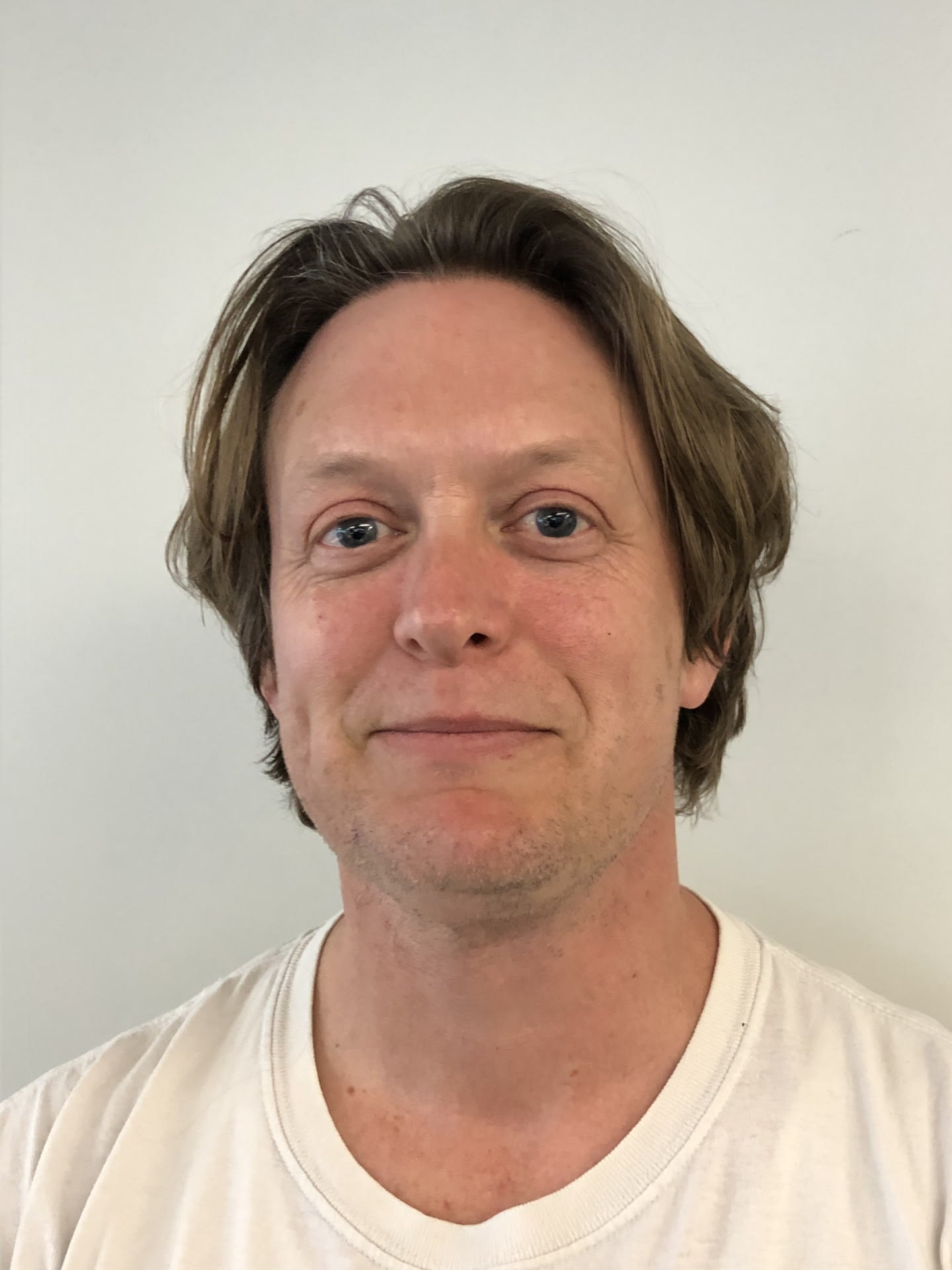 Richard  Larsen