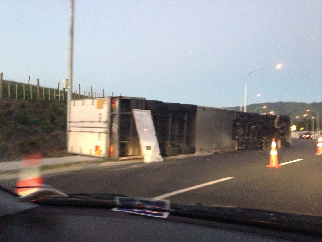 The truck - south of Waikanae