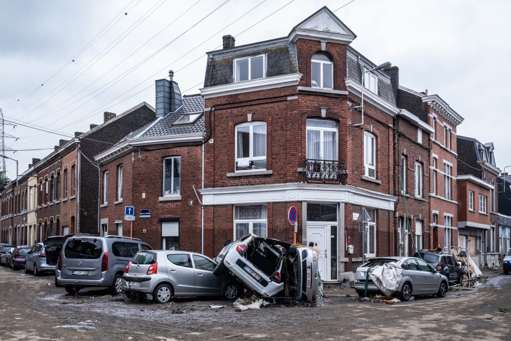 Cars got carried away by the water and crashed into each other or in different places of the streets of Lhonneux. On the 16th of July 2021.