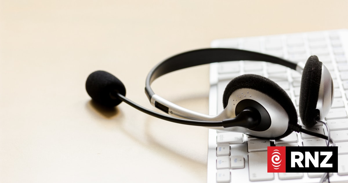 Lack of funding is main reason 60 percent of calls not answered, Lifeline says