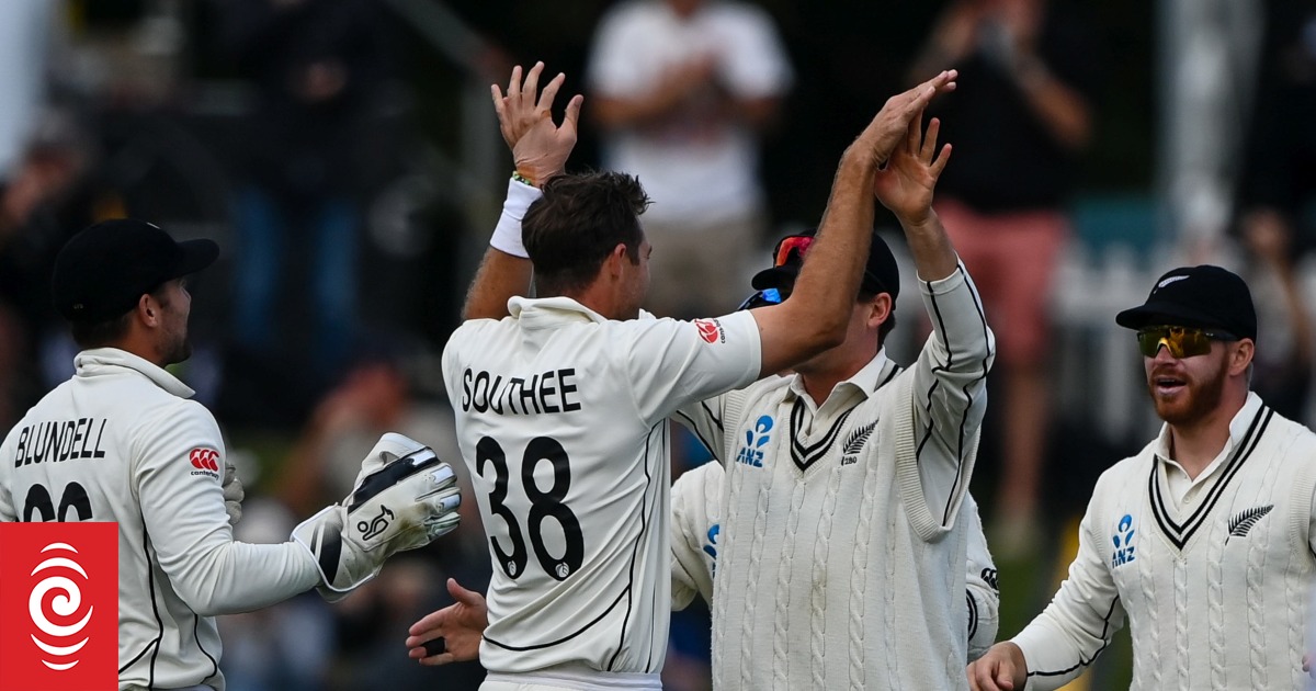Cricket: Black Caps rue dropped catch as Australia wrest back advantage - Vimarsana News