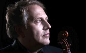 Shlomo Mintz