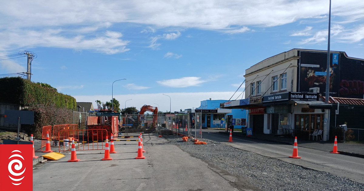 Point Chevalier roadworks shaking nearby homes, upsetting residents - Vimarsana News