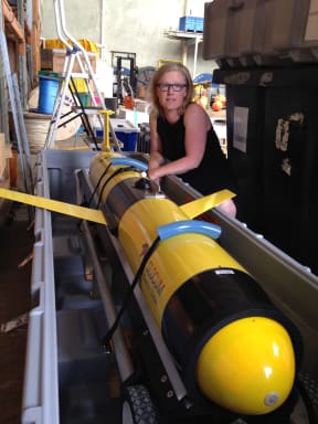 Oceanographer Joanne O’Callaghan takes delivery of the Slocum Glider at NIWA’s Greta Point base, Wellington.