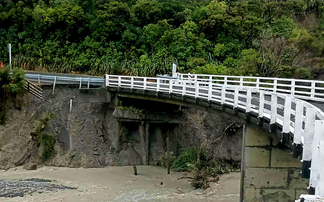 A bridge on Cape Palliser Road at the Hurupi Stream, known as the Banana Bridge, has been scoured out at the road edge and has been deemed structurally unsafe by the South Wairarapa District Council.