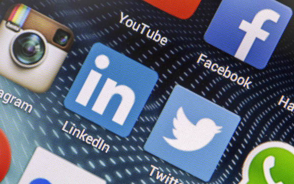 social media apps - Twitter, Facebook, Instagram, LinkedIn