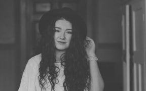 Southern songwriter, Jenny Mitchell, original hails from Gore.