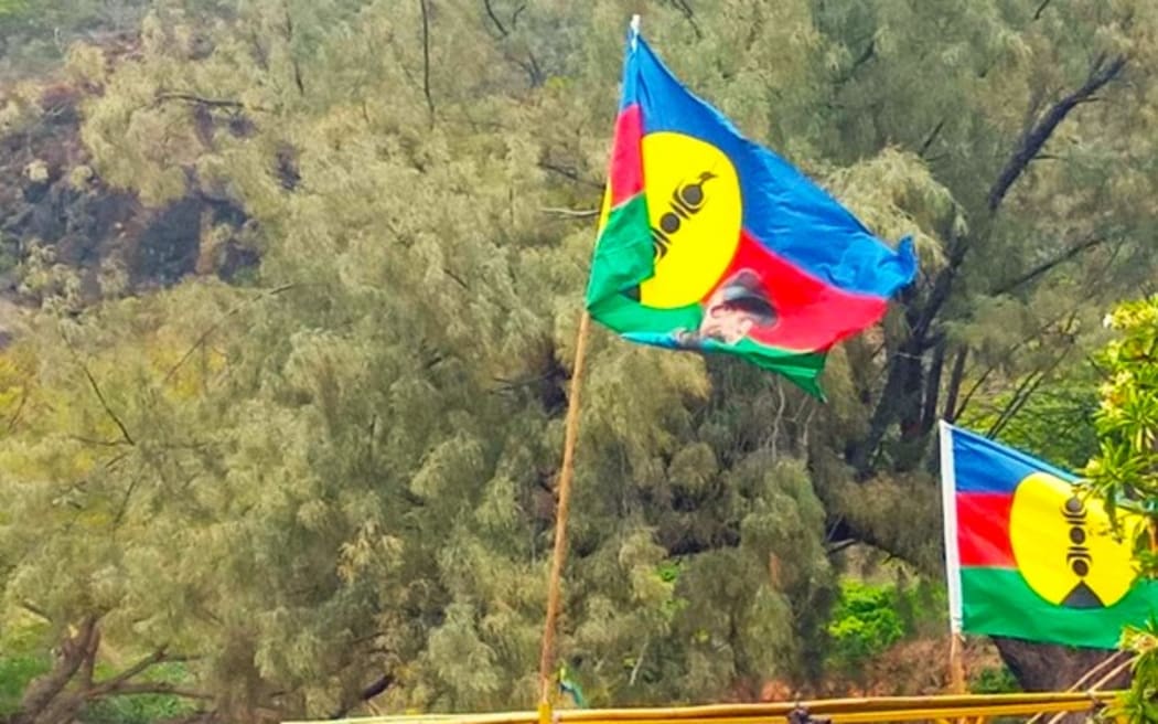 Kanak flags in Thio, East coast of the main island of New Caledonia – PHOTO NC La 1ère