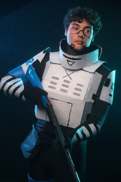 Cosplayer Pukekura dressed as Elster LSTR-512 from Signalis.