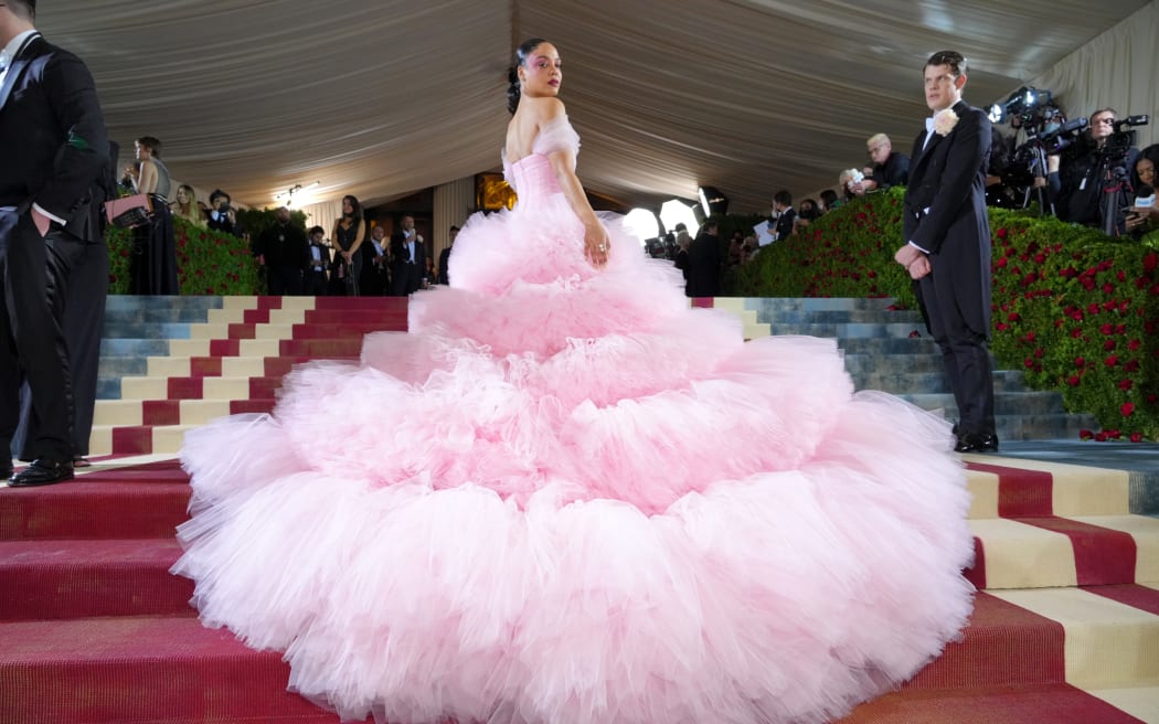 NEW YORK, NEW YORK - MAY 02: (Exclusive Coverage)  Tessa Thompson arrives at The 2022 Met Gala Celebrating "In America: An Anthology of Fashion" at The Metropolitan Museum of Art on May 02, 2022 in New York City. (Photo by Kevin Mazur/MG22/Getty Images for The Met Museum/Vogue )