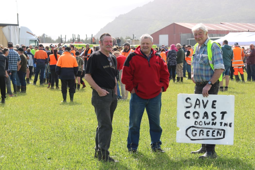 Farmers, miners, forestry workers and West Coast residents are gathering in Greymouth for a rally against what they say are 'one size fits all' government policies.