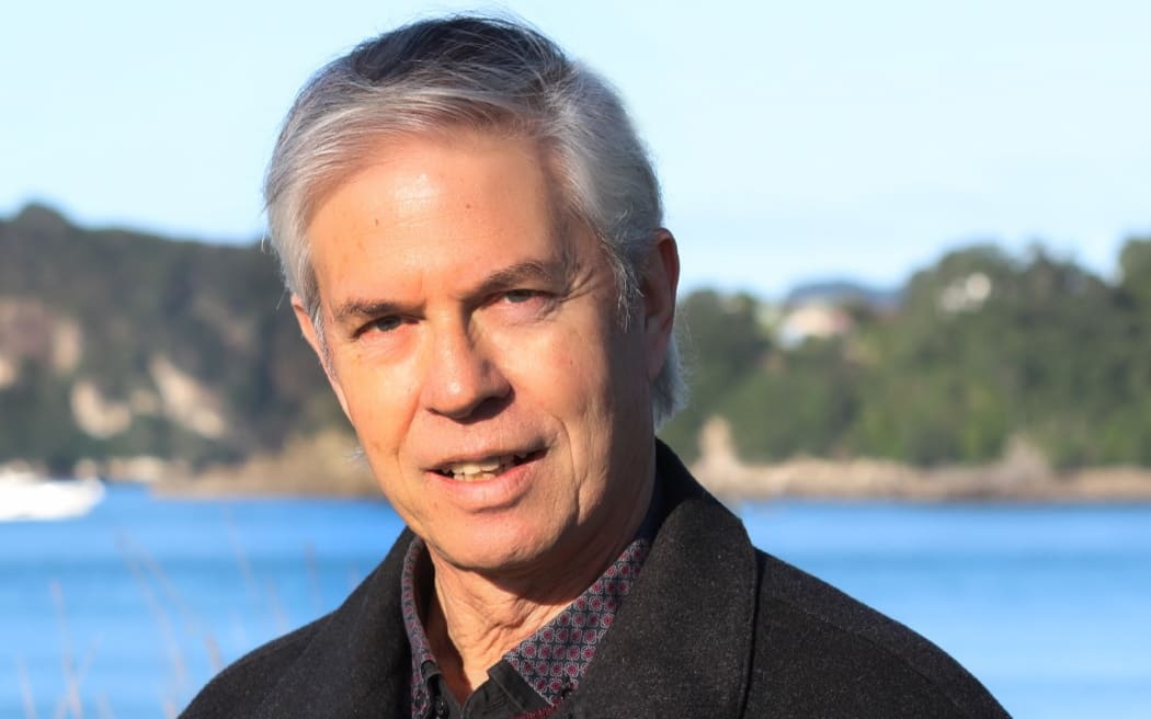 Mayor Len Salt