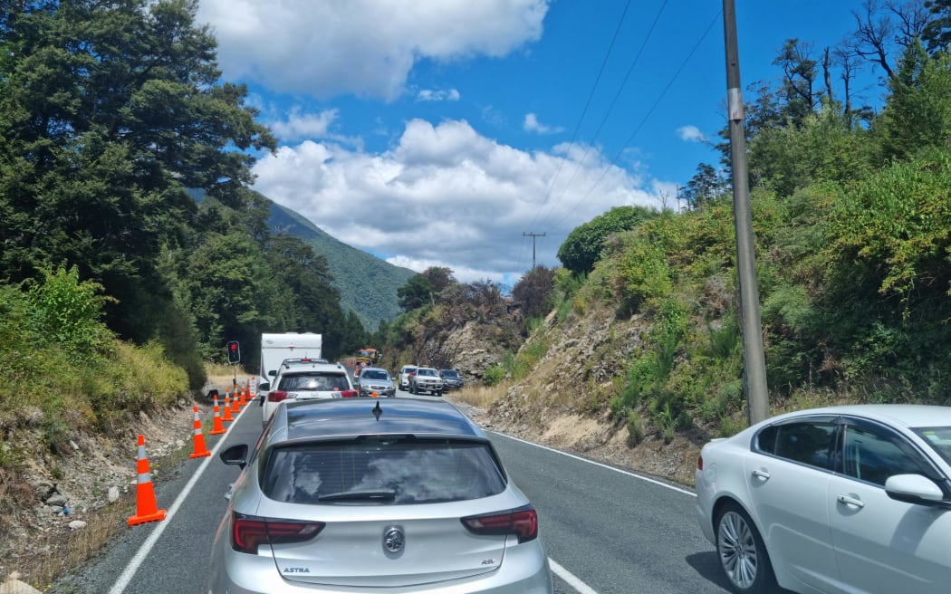 Traffic disruption due to scrub fire near SH65 near Murchison