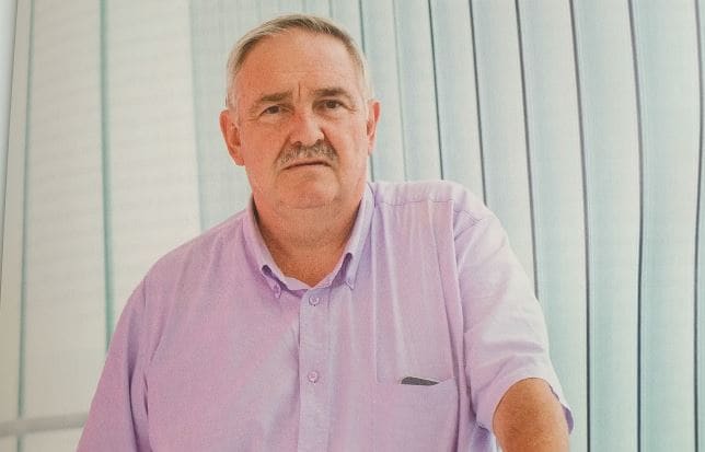 Professor David Nutt: 'Any drug which is less harmful than alcohol ... should be available as an alternative to alcohol.'