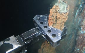 Sampling copper under the sea