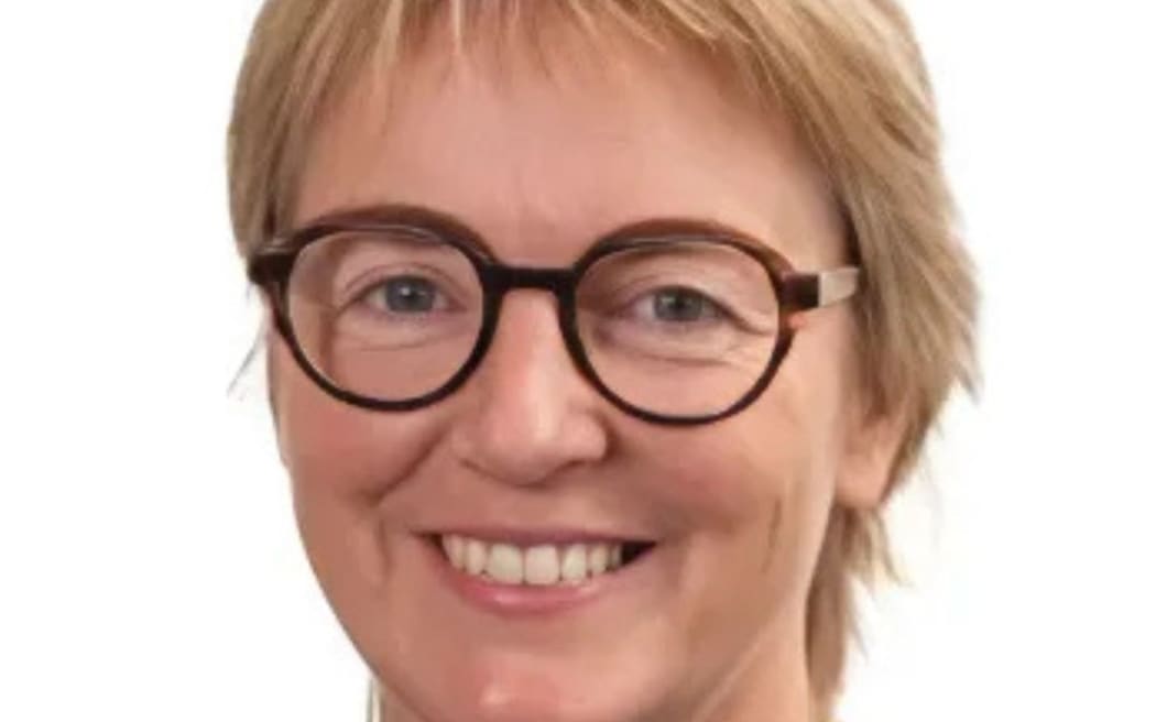 Dr Polly Atatoa Carr.