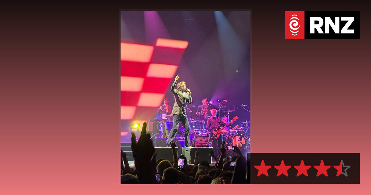 Britpop band Pulp still have talent and charisma in spadefuls | Review ...