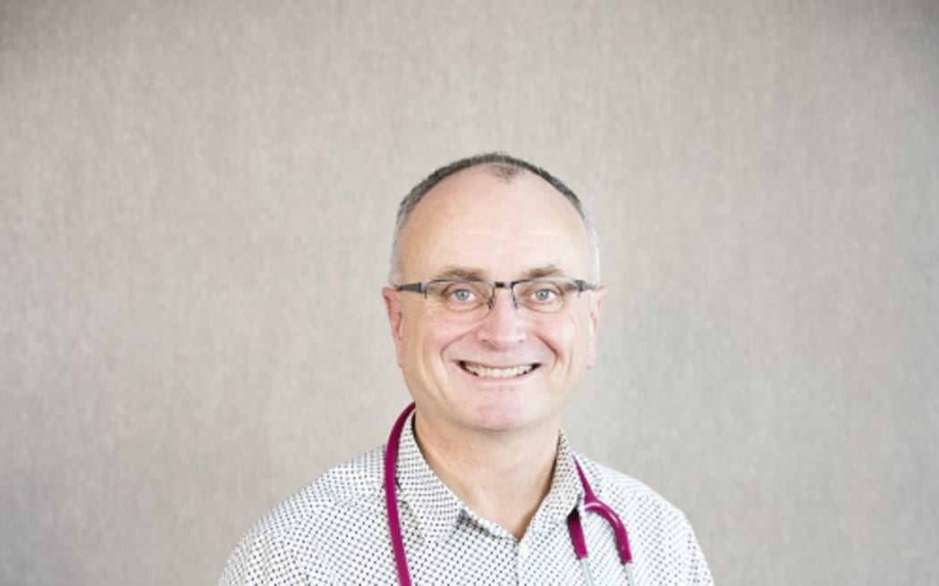 Dr Bryan Betty