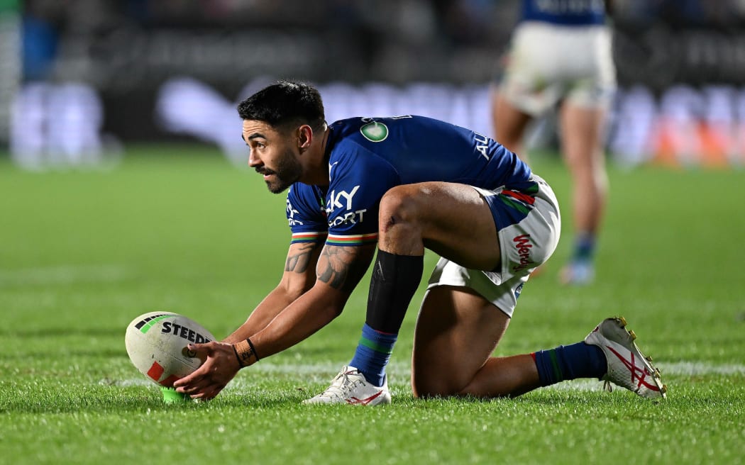 Shaun Johnson stays with Warriors for 2024 RNZ News