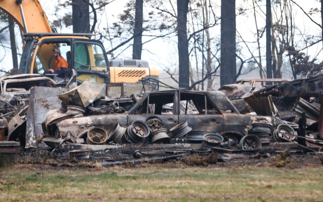 Eleven ground crews and two helicopters battled a blaze in Southbridge, near the Rakaia River, which destroyed a vintage car collection on 17 September 2025.