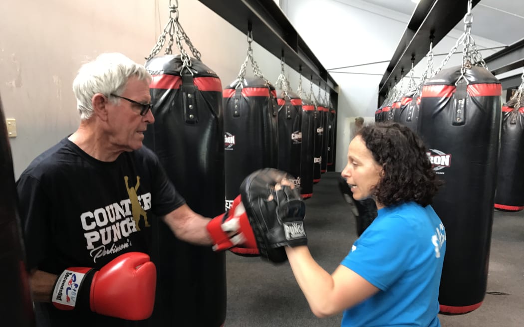 Lisa Gombinsky, neuro and rehab specialised PT and founder of Counterpunch working with a client in Auckland.